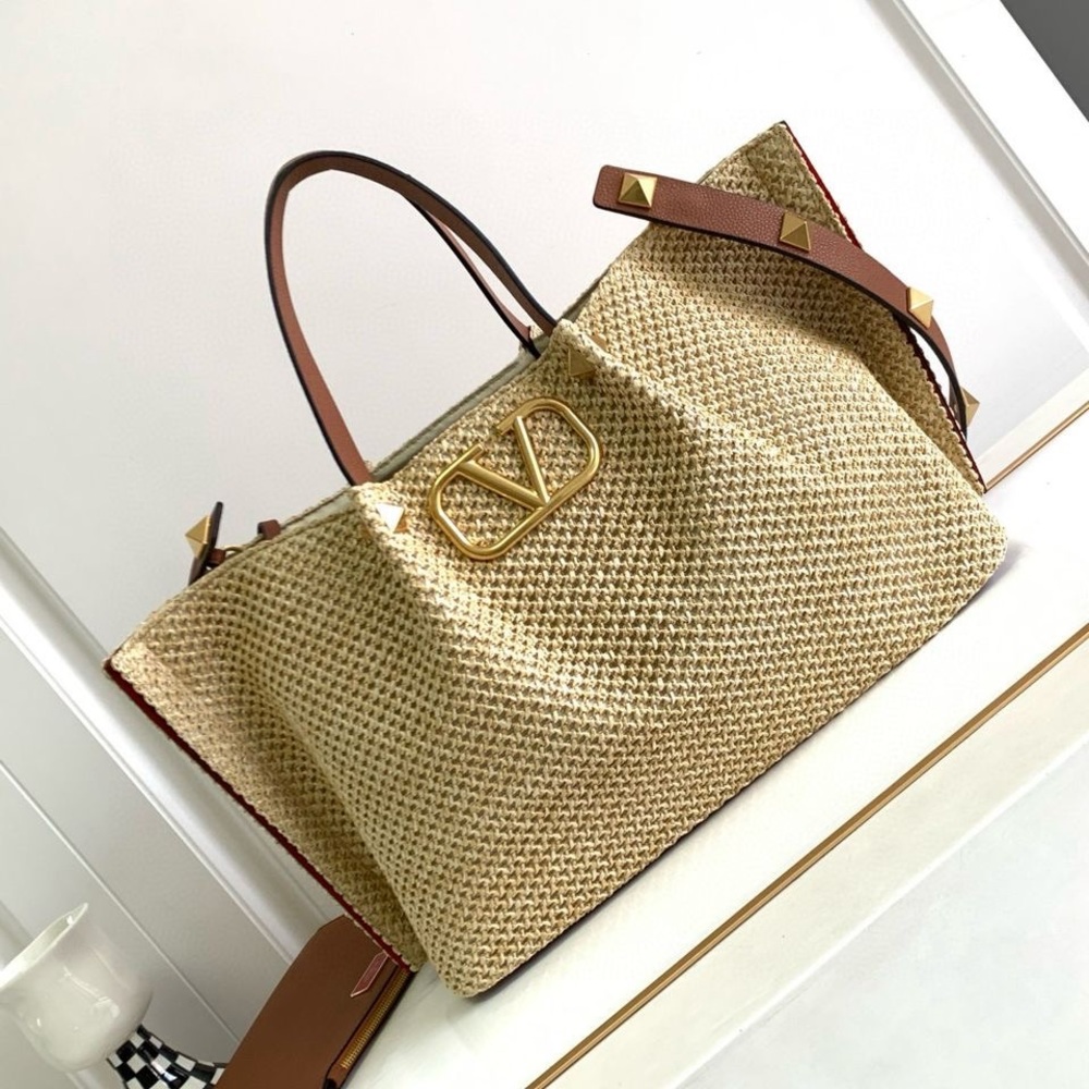 "Chic Reproduction: Valentino Garavani  Straw Summer Tote"